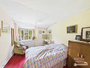 Bedroom 4- click for photo gallery